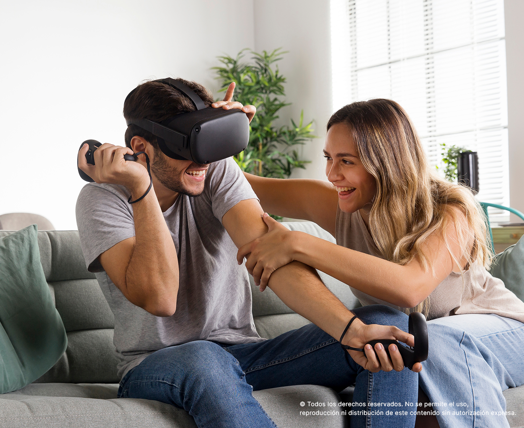Suma experiencias inmersivas en tus deportes favoritos, mientras te ejercitas y aprendes nuevas habilidades en los simuladores de realidad virtual,